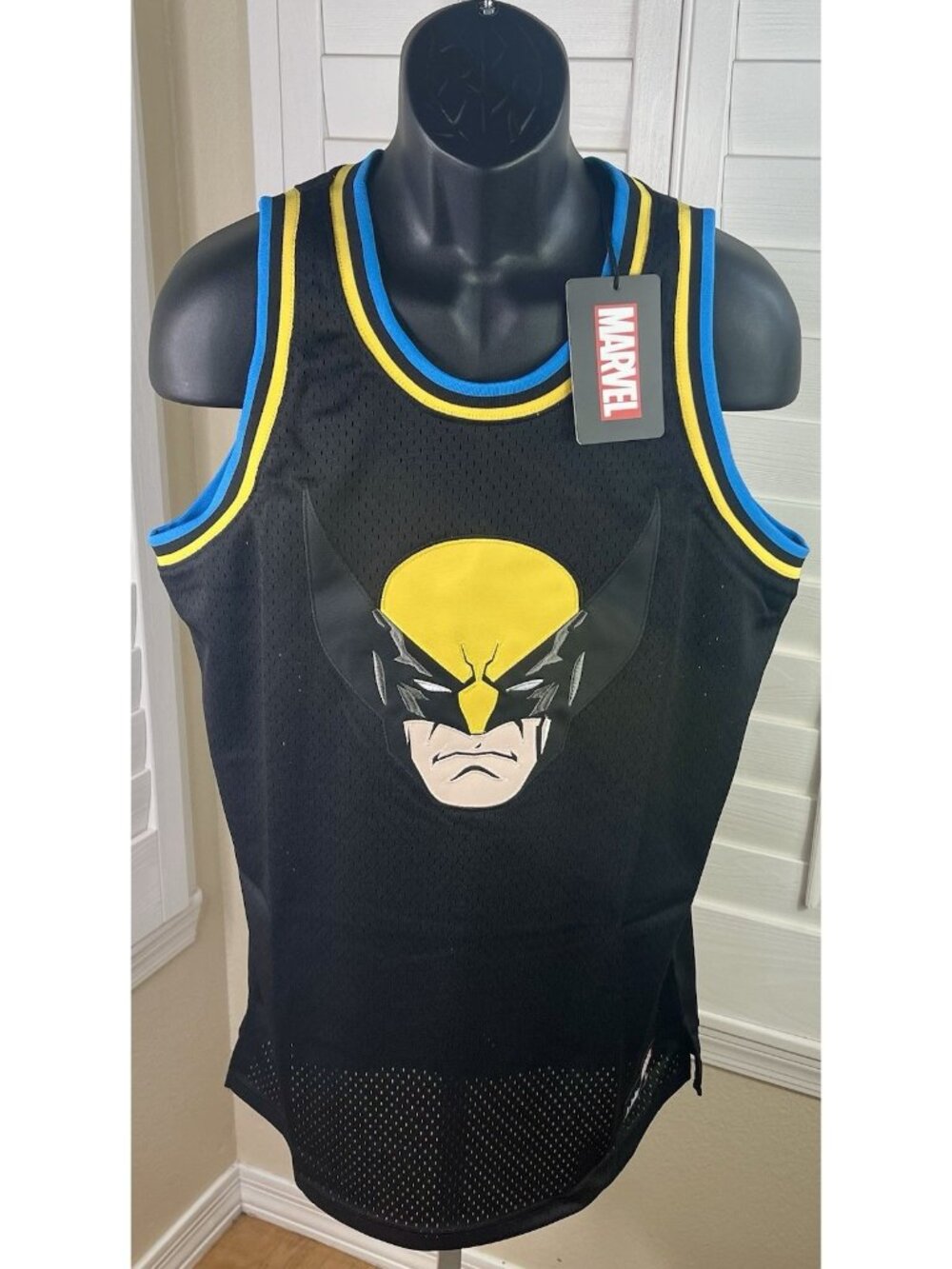 Lids Marvel Wolverine Blackout Basketball Mesh Jersey - Men’s Large - NWT $100